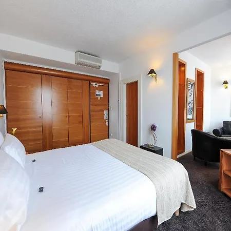 Le Grand Hotel 3*