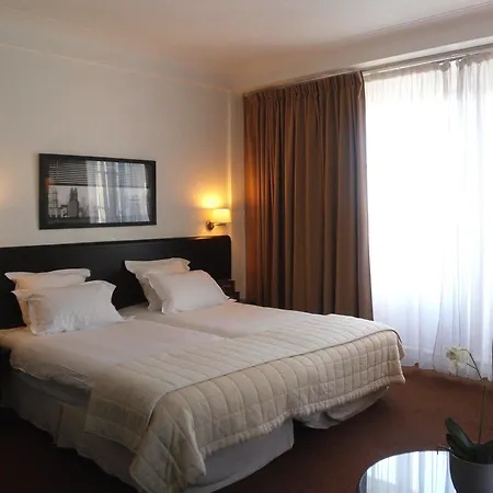Le Grand Hotel 3*